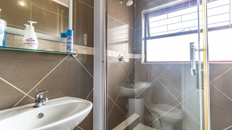 To Let 2 Bedroom Property for Rent in Plumstead Western Cape